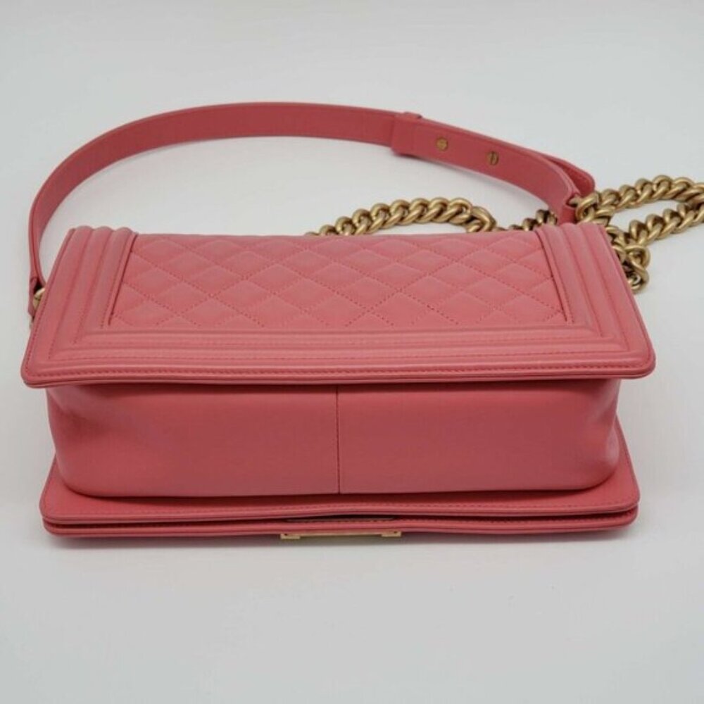 CHANEL Boy Leather Shoulder Bag 2700-080524 - Picture 8 of 16
